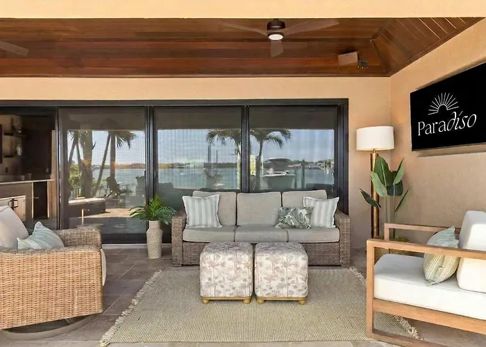 Harbor Waterfront Pool Firepit *